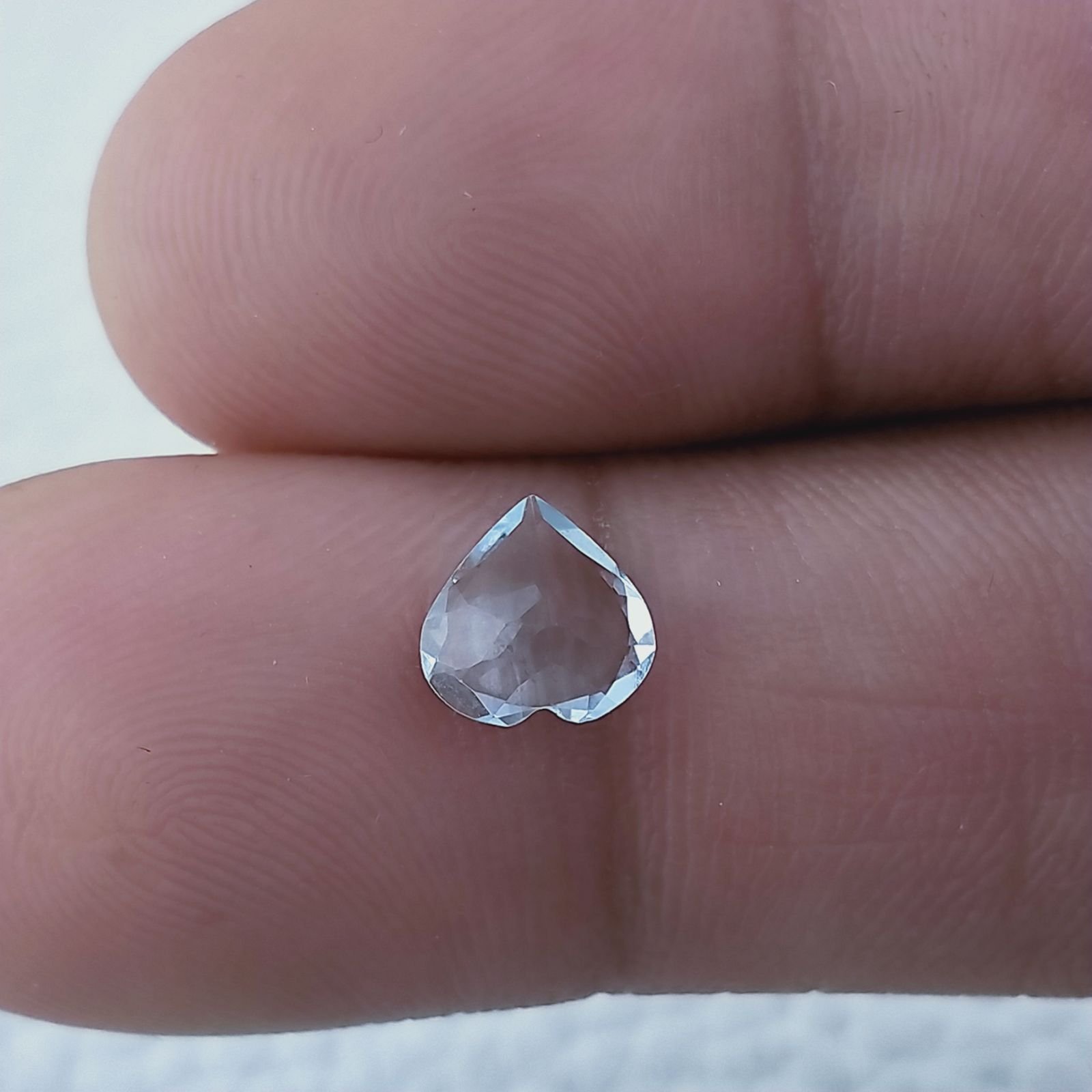 Acquamarina Naturale Taglio Cuore Sfaccettata Fatto a Mano Gemma Sciolta 7X7X3mm 1,10 Carati 1pz
