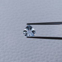 Gemma Sciolta di Acquamarina Naturale, Taglio Cuore Sfaccettato a Mano, 7x7x3 mm, 1,10 ct