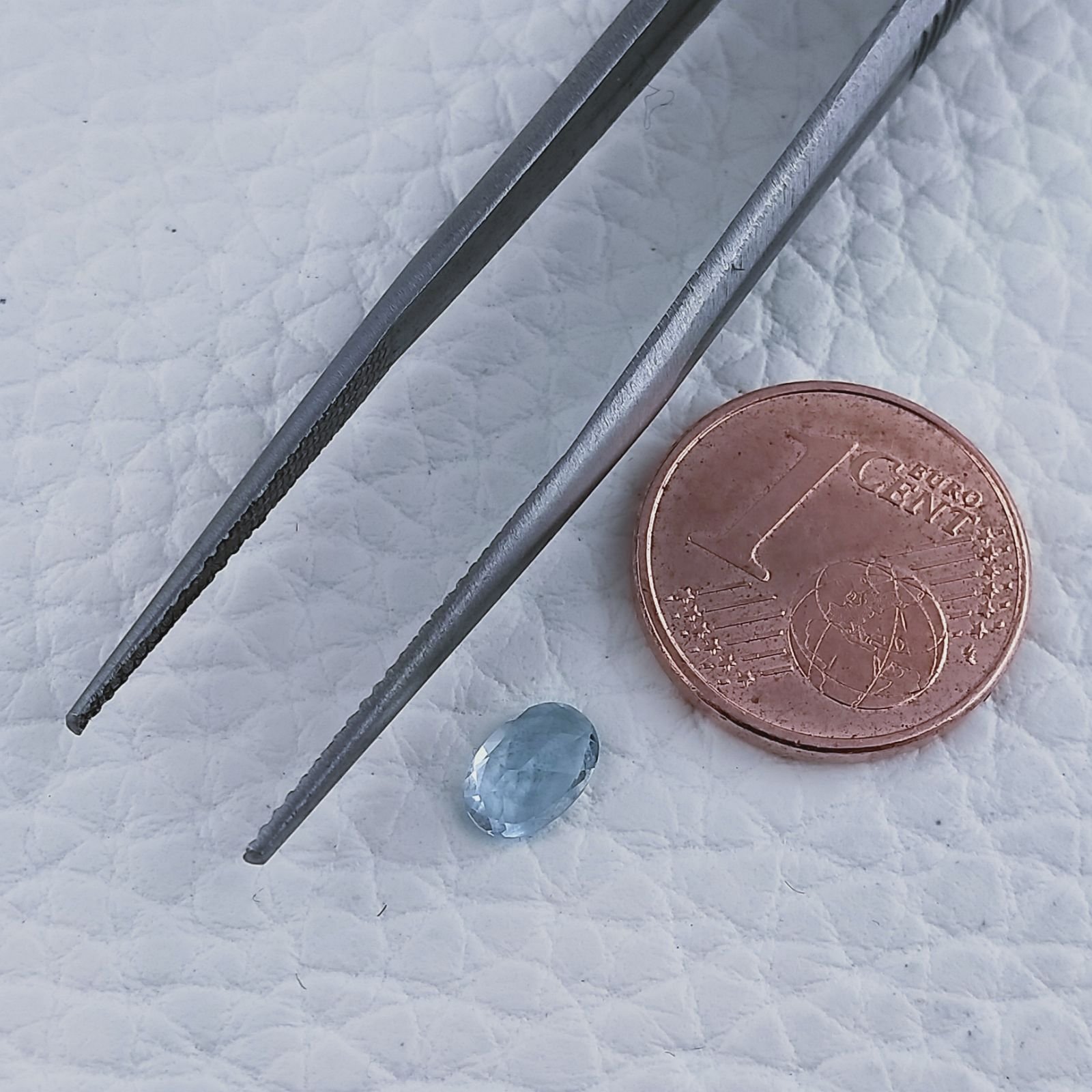 Acquamarina Naturale Taglio Ovale Sfaccettata Fatto a Mano Gemma Sciolta 6X4X2-3mm 0,40 Carati 1pz