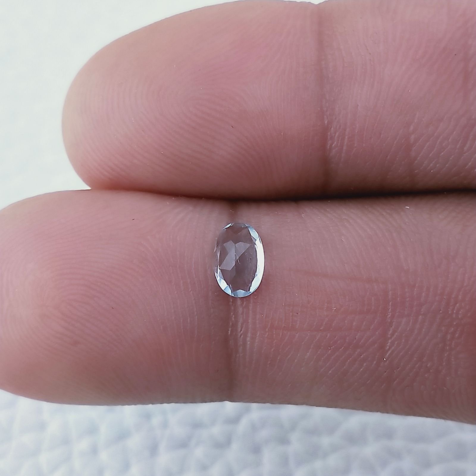 Acquamarina Naturale Taglio Ovale Sfaccettata Fatto a Mano Gemma Sciolta 6X4X2-3mm 0,40 Carati 1pz