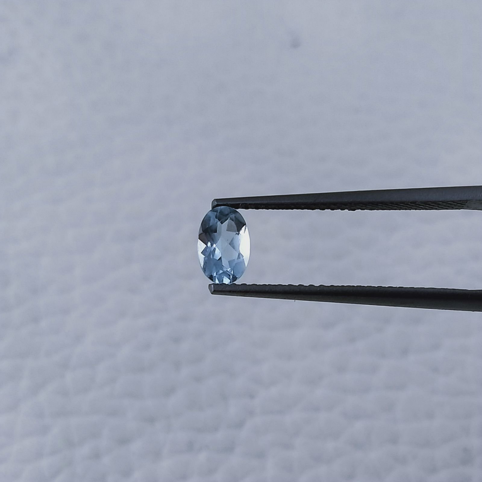 Acquamarina Naturale Taglio Ovale Sfaccettata Fatto a Mano Gemma Sciolta 6X4X2-3mm 0,40 Carati 1pz