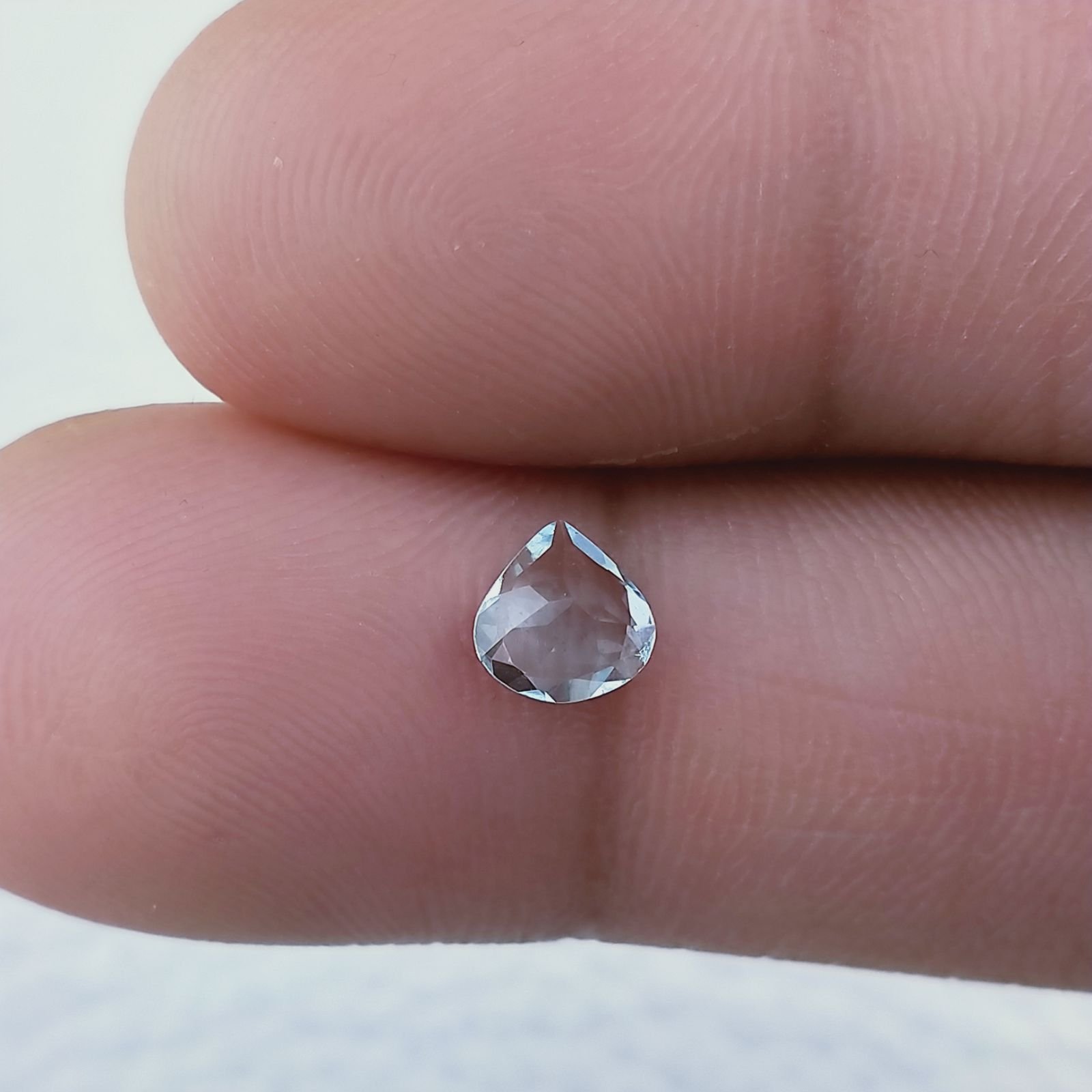 Acquamarina Naturale Taglio Cuore Sfaccettata Fatto a Mano Gemma Sciolta 6X6X3mm 0,65 Carati 1pz