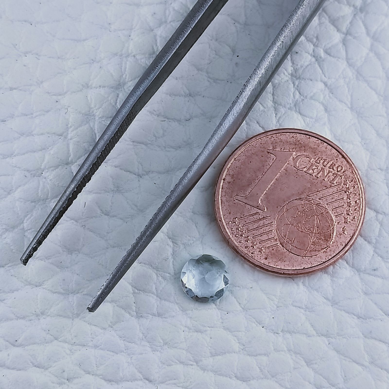 Acquamarina Naturale Taglio Tondo Sfaccettata Fatto a Mano Gemma Sciolta 5X2mm 0,35 Carati 1pz