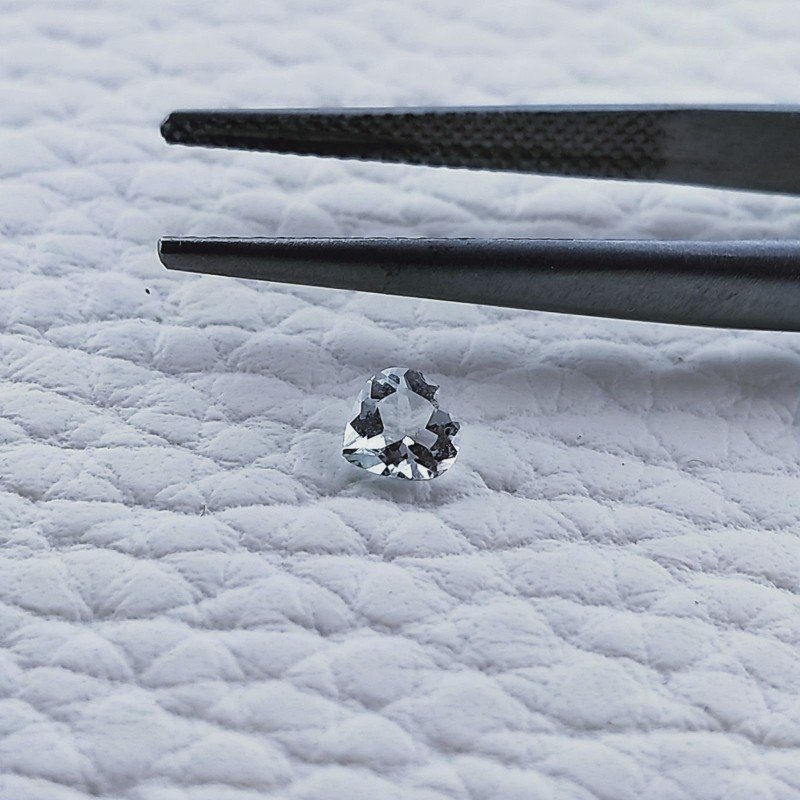 Acquamarina Naturale Taglio Cuore Sfaccettata Fatto a Mano Gemma Sciolta 4X4X3mm 0,20 Carati 1pz