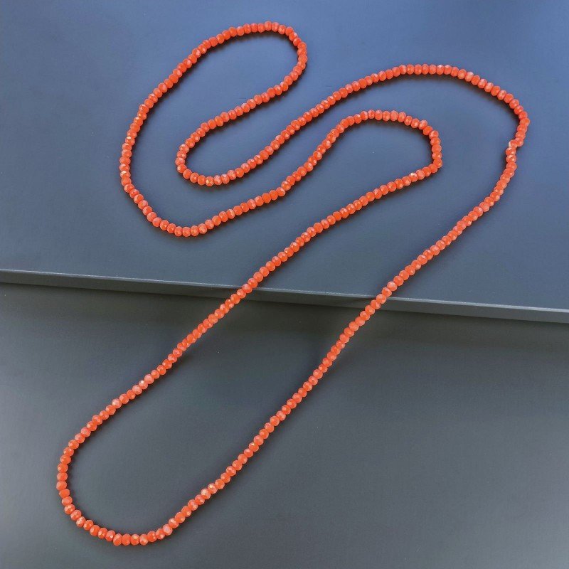 Collana cristallo rosso corallo opaco 4mm rondelle sfac infilato in elastico 110 cm