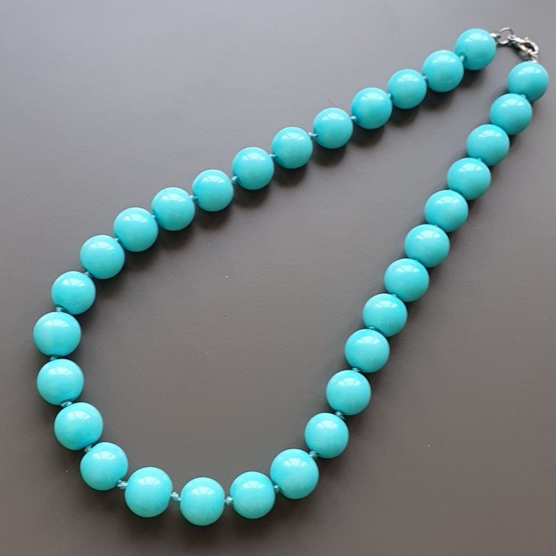 Collana girocollo resina turchese tondo liscio 14 mm annodato