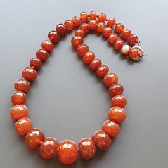 Collana girocollo corniola rondelle sfac graduazione 10-20 mm annodato Collana girocollo corniola rondelle sfac graduazione 10-20 mm annodato