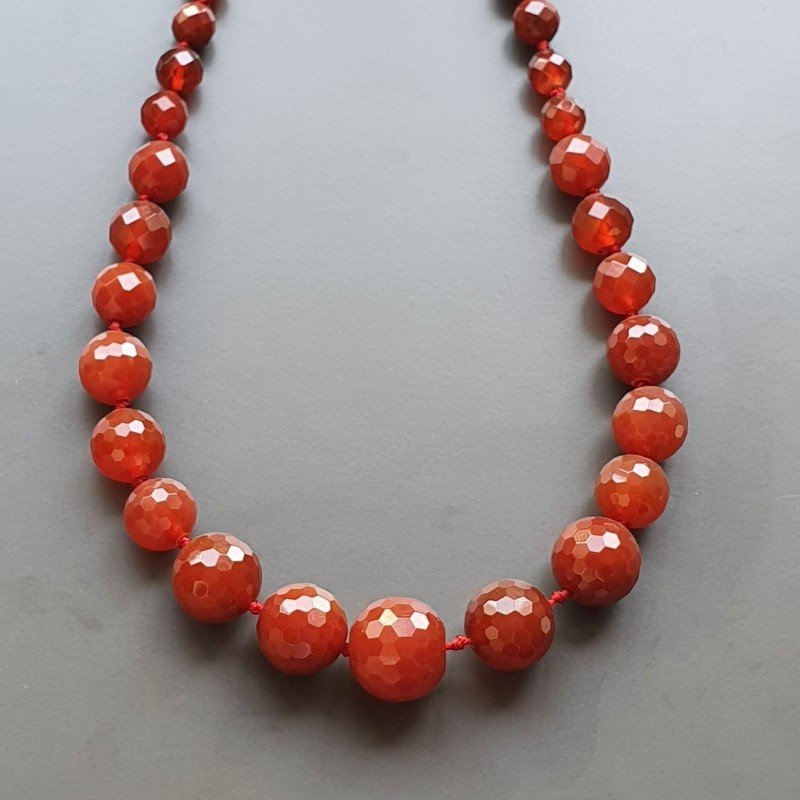 Collana girocollo corniola sferico sfac graduazione 4-15 mm annodato Collana girocollo corniola sferico sfac graduazione 4-15 mm annodato