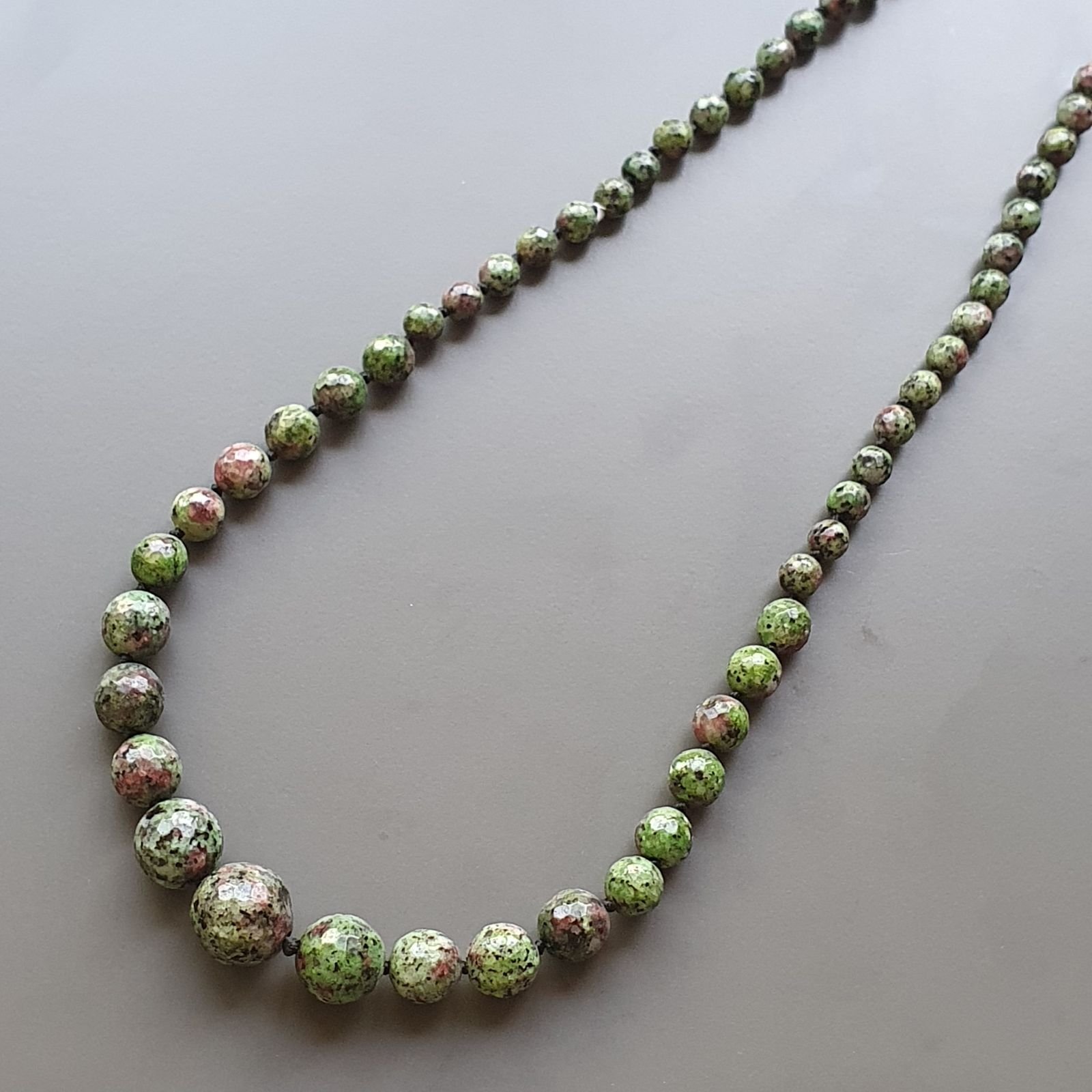 Collana girocollo agata zoesite sferico sfac graduazione 6-14 mm annodato