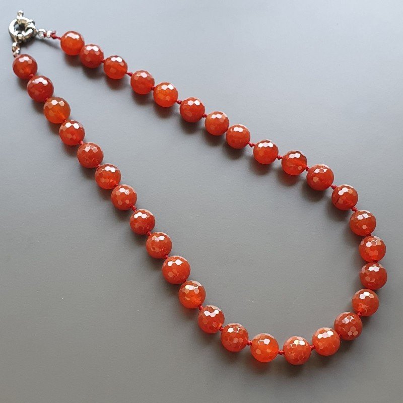 Collana girocollo corniola sferica sfac 12 mm annodato
