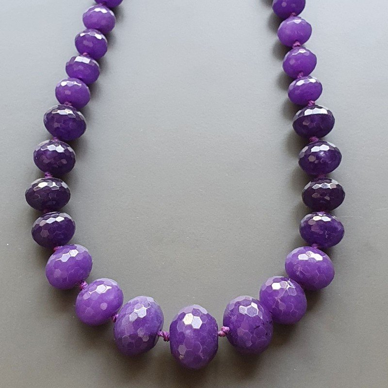 Collana girocollo giada viola rondelle sfac graduazione 8-20 mm annodato Collana girocollo giada viola rondelle sfac graduazione 8-20 mm annodato