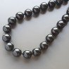 Collana girocollo resina nera tondo liscio 18 mm annodato
