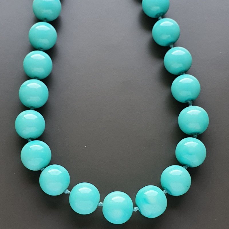 Collana girocollo resina turchese tondo liscio 16 mm annodato Collana girocollo resina turchese tondo liscio 16 mm annodato