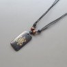 Collana girocollo di corda con legno disegnato