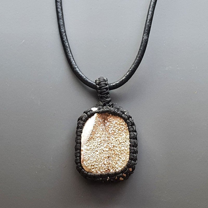 Collana girocollo di filo di cauciu con drusi