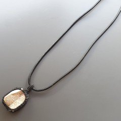 Collana girocollo di filo di cauciu con drusi