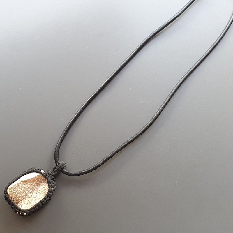 Collana girocollo di filo di cauciu con drusi