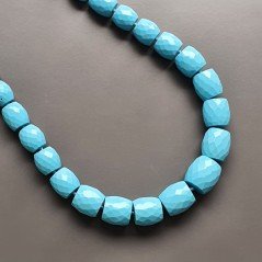 Collana girocollo pasta di turchese (A) cilindro sfacettato gradazione 8-12X10-14 mm annodato
