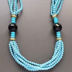 Collana girocollo di pasta di turchese forma tondo liscio con pietre dure miste e ottone dorato infilata
