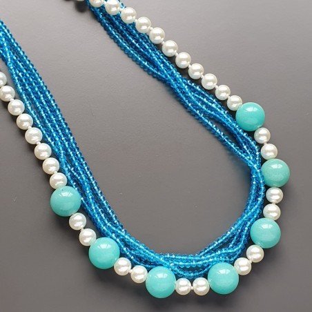 Collana girocollo perle di maiorca tondo liscio 8 mm e angiolite tondo liscio con cristallo azzurro rondelle sfac  annodato