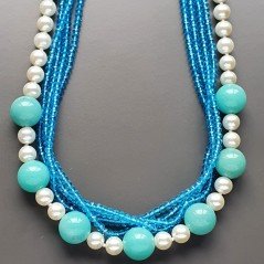 Collana girocollo perle di maiorca tondo liscio 8 mm e angiolite tondo liscio con cristallo azzurro rondelle sfac  annodato
