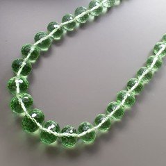 Collana girocollo cristallo verde rondelle sfac graduazione 10-21 mm annodato