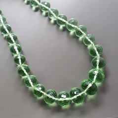 Collana girocollo cristallo verde rondelle sfac graduazione 10-21 mm annodato