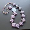 Collana girocollo florite forme miste con pietre dure miste annodato