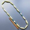Collana giada limone cilindro 3 facce 13x40 mm con giada verde ovale e sferico liscio e pietre dure miste annodato