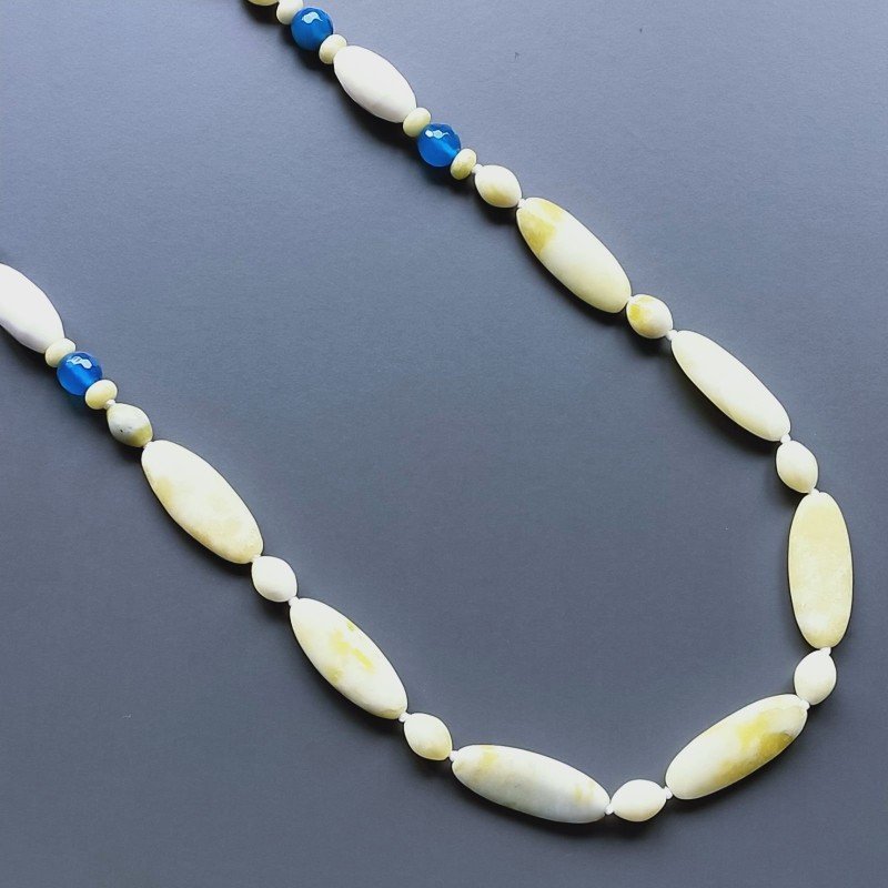 Collana giada limone ovale allungato liscio 10-11x28 mm e ovale 7mm annodato e pietre miste