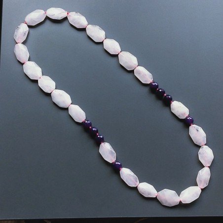Collana Annodato di Calcedonia Rosa Forma Goccia Sfaccettato con Quarzo Rosa Sassi e Pietre Dure