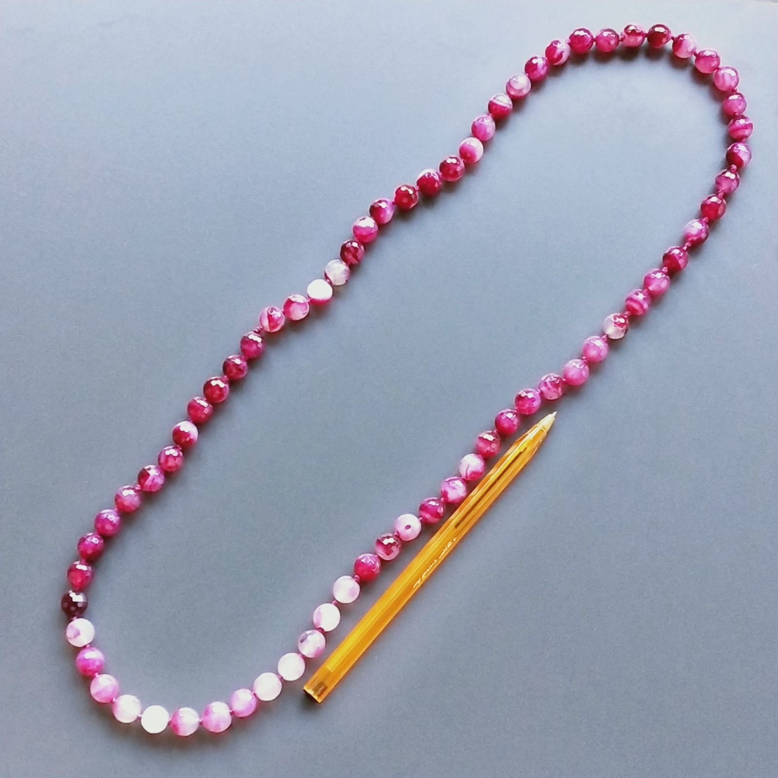 Collana Annodato di Agata Fucsia Tondo Sfaccettato 10mm