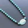 Collana pasta di turchese sferico sfac con centrale in cameo resina annodato