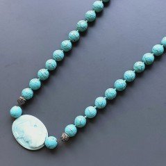 Collana pasta di turchese sferico sfac con centrale in cameo resina annodato