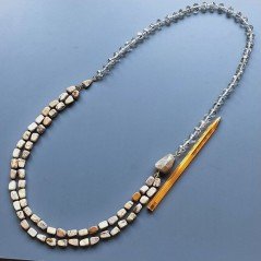 Collana cristallo sferico sfac verde e blu con perle di fiume acqua dolce annodato