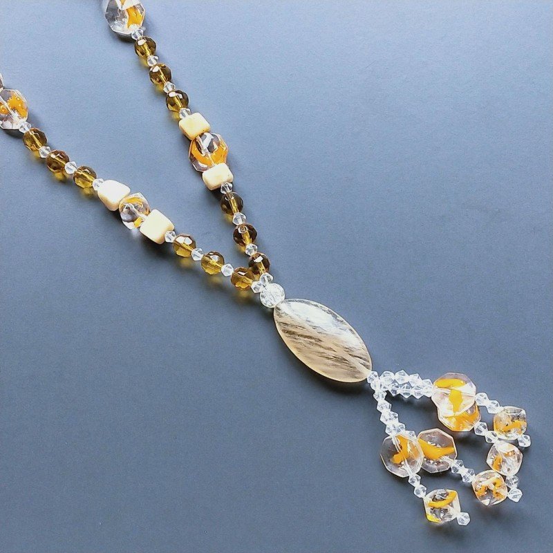 Collana cristallo ambra sferico sfac 8 mm con calcite infilato