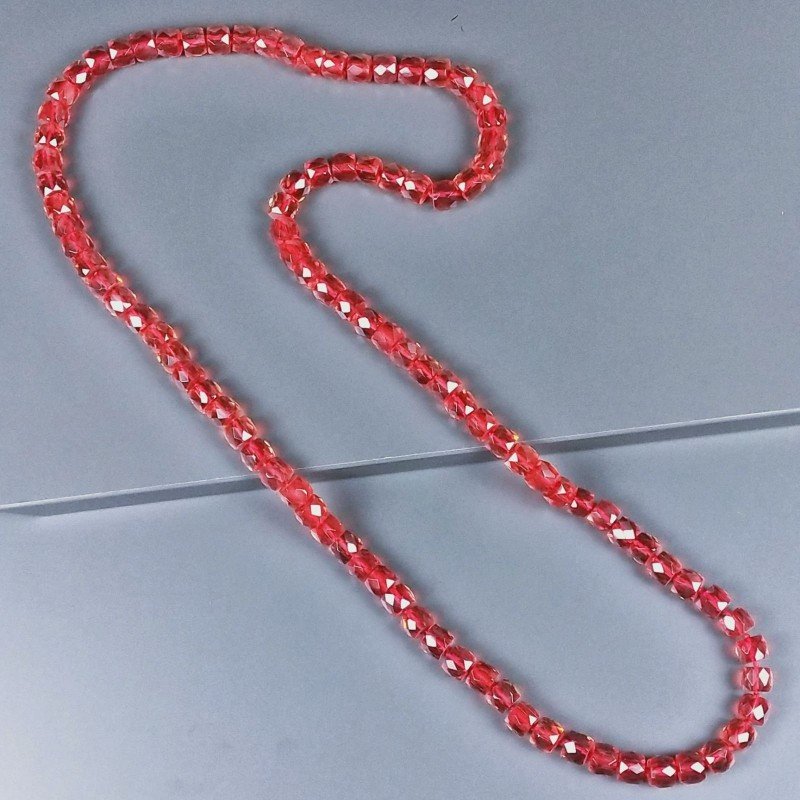 Collana cristallo rosso cilindro sfac 11x9 mm annodato