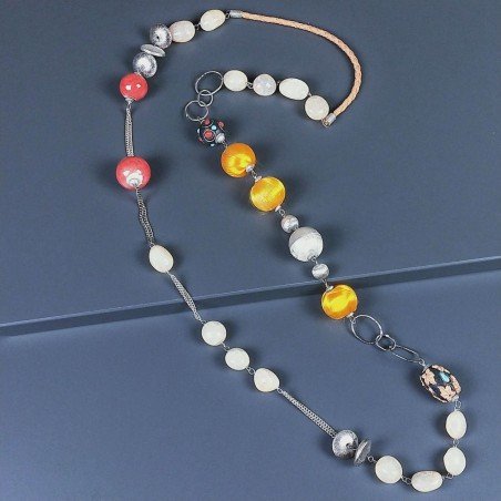 Collana intrecciata con pietre dure miste e ottone argentato 100 cm