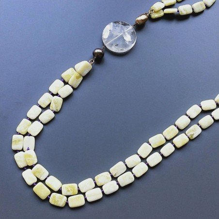 Collana giada limone rettangolare liscio borsi arrotondati e centrale cristallo di rocca annodato