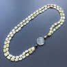 Collana giada limone rettangolare liscio borsi arrotondati e centrale cristallo di rocca annodato