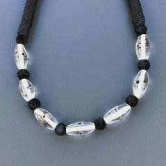 Collana girocollo di seta indiana nera con vetro di murano lavorato riso liscio