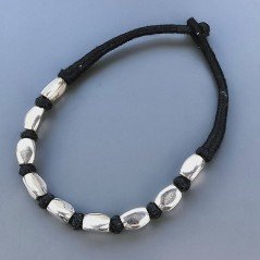 Collana girocollo di seta indiana nera con ottone argentato rettangolare 3 facce liscio 13x18 mm