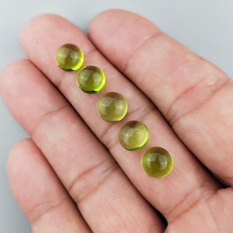 Peridoto Idrotermale Forma Tondo Cabochon Liscio Fatto a Mano 8mm-8,50mm 1pz
