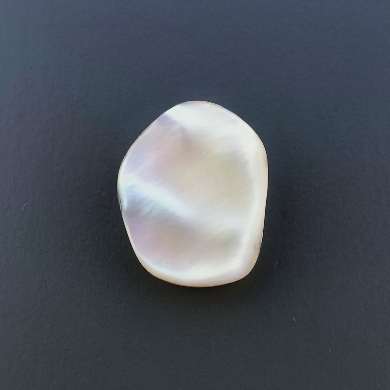 Madreperla Forma Irregolare Piatto Liscio A Mano 19X15X5mm 12,50 Carati 1pz