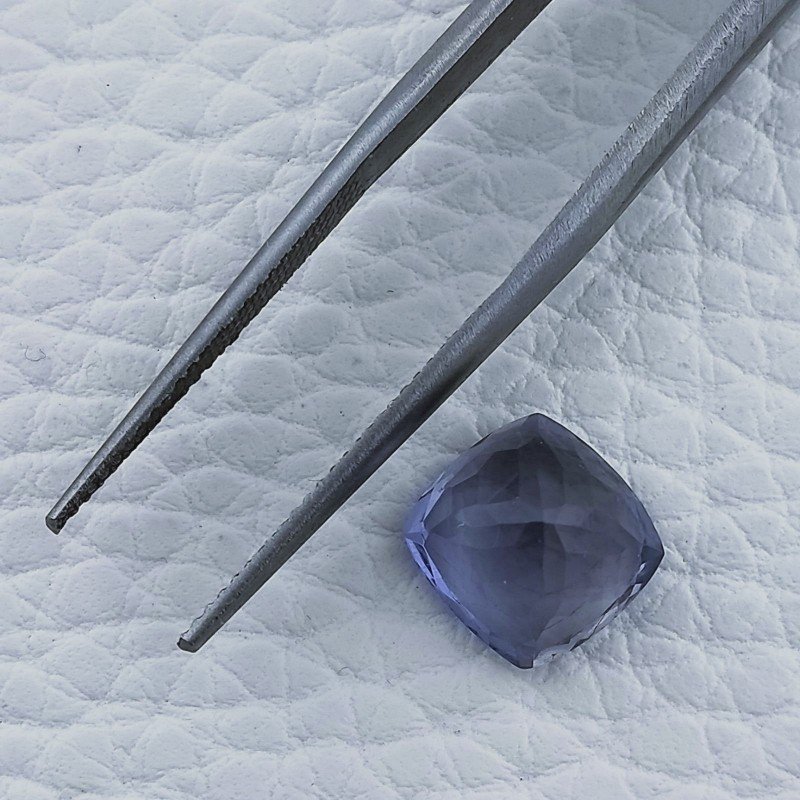Iolite Naturale Taglio Cuscino Sfaccettata Fatto a Mano Gemma Sciolta 9X9X7mm 3,50 Carati 1pz