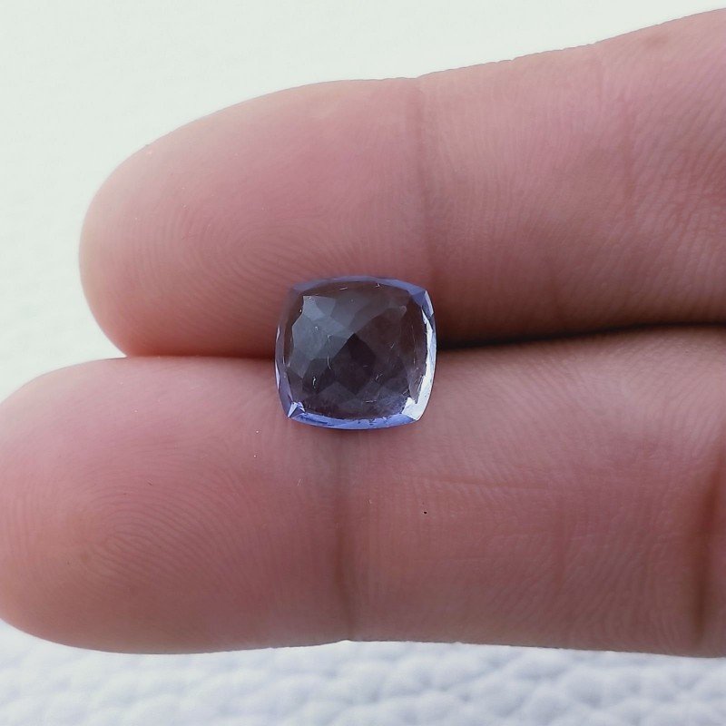 Iolite Naturale Taglio Cuscino Sfaccettata Fatto a Mano Gemma Sciolta 9X9X7mm 3,50 Carati 1pz