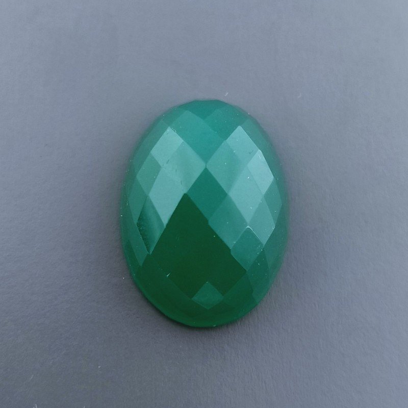 Onice Verde Forma Ovale Piatto Cabochon Sfaccettata Fatto a Mano 22X16X9mm 21,50 Carati 1pz