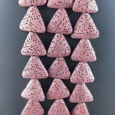 Pietra Lavica Rosso Porpora in Perline Forma Triangolo Piatto Liscio Foro Passante 24mm