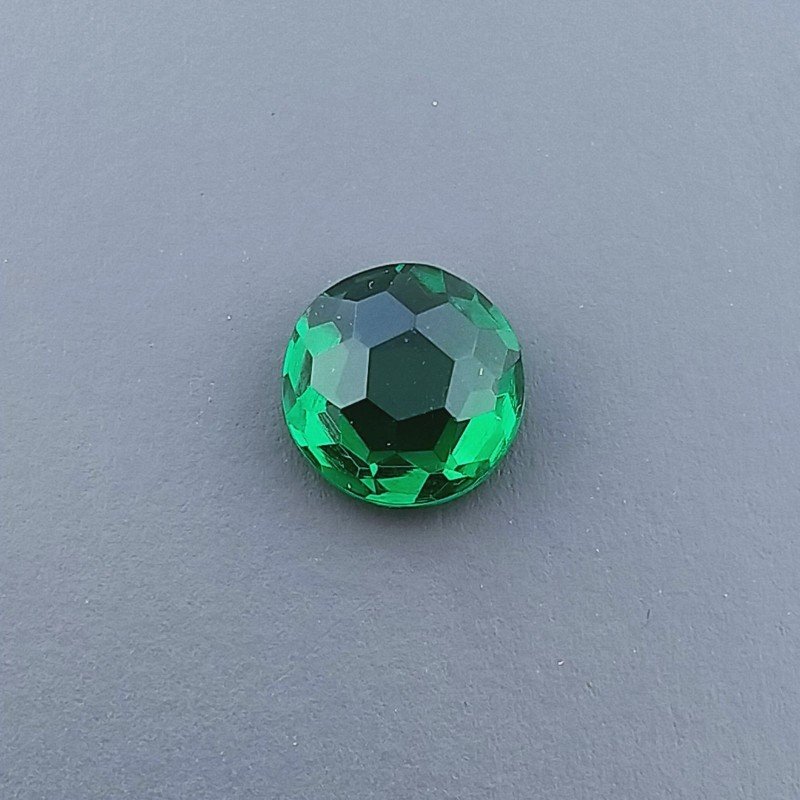 Quarzo Verde Idrotermale Tondo Briolette Sfaccettato A Mano 8X8X4mm 2,05CT
