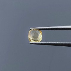 Quarzo Citrino Idrotermale Quadrata Briolette Sfaccettato A Mano 6X6X4mm 1CT